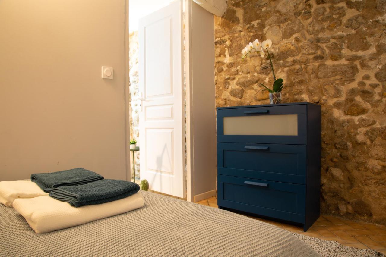 Petit Studio Secret - Coeur De Provence - 4 Personnes Volx Dış mekan fotoğraf